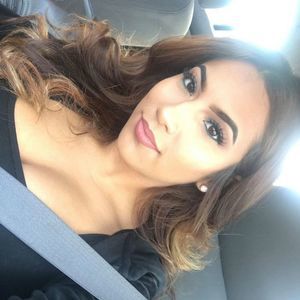 Meet your Posher, Destiny